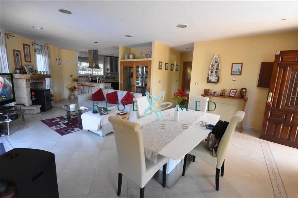 3 chambre Villa/Maison à vendre à Alhama de Murcia avec piscine garage - 395 000 € (Ref: 8948976)