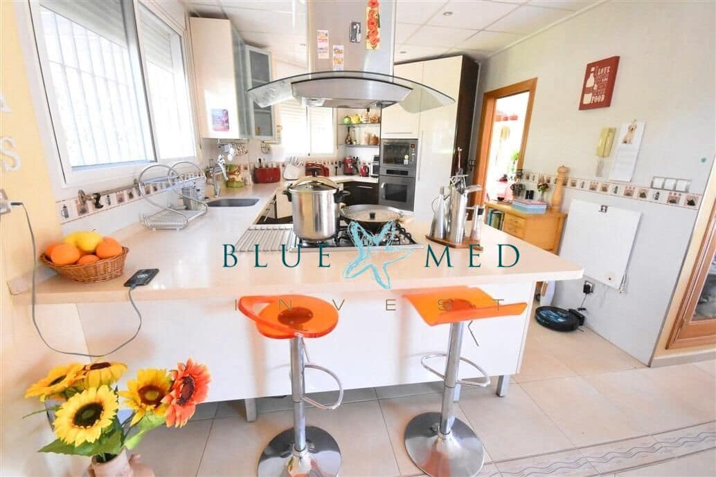 3 chambre Villa/Maison à vendre à Alhama de Murcia avec piscine garage - 395 000 € (Ref: 8948976)