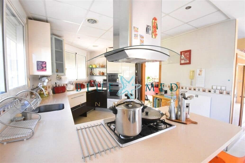 3 chambre Villa/Maison à vendre à Alhama de Murcia avec piscine garage - 395 000 € (Ref: 8948976)