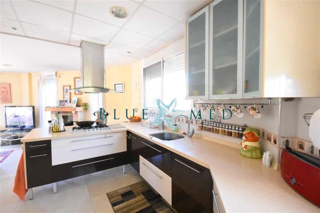 3 chambre Villa/Maison à vendre à Alhama de Murcia avec piscine garage - 395 000 € (Ref: 8948976)