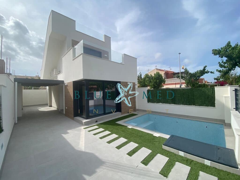 3 bedroom Villa for sale in Los Alcazares with pool garage - € 349,900 (Ref: 8957063)