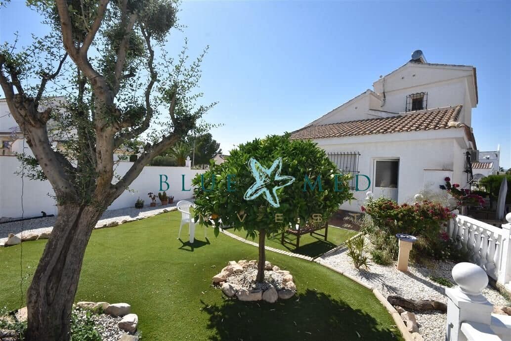 3 soveværelse Villa til salg i Camposol med swimmingpool garage - € 322.900 (Ref: 9020890)