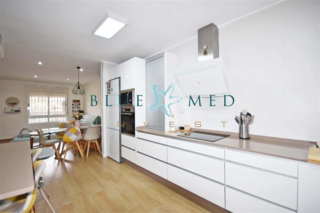 4 quarto Apartamento para venda em Puerto de Mazarron com garagem - 251 000 € (Ref: 9057524)