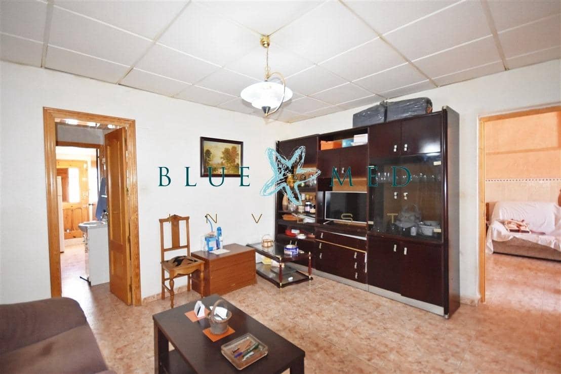 5 soveværelse Finca/Landehus til salg i La Pinilla med garage - € 180.000 (Ref: 9075064)