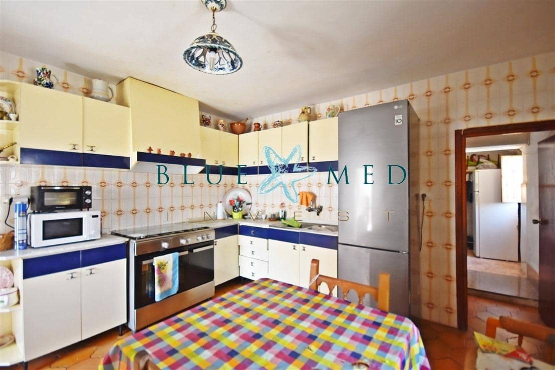 5 soveværelse Finca/Landehus til salg i La Pinilla med garage - € 180.000 (Ref: 9075064)