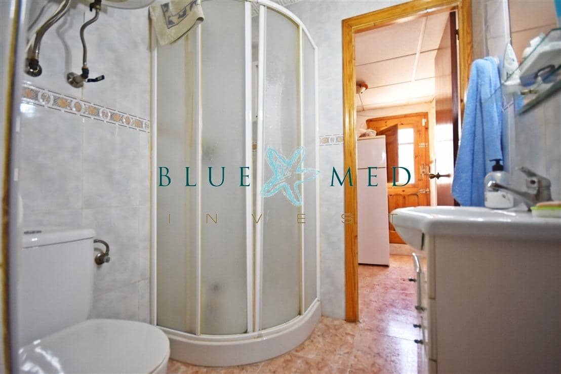 5 soveværelse Finca/Landehus til salg i La Pinilla med garage - € 180.000 (Ref: 9075064)