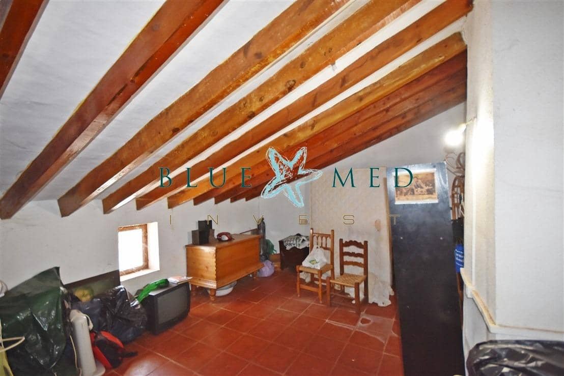 5 soveværelse Finca/Landehus til salg i La Pinilla med garage - € 180.000 (Ref: 9075064)