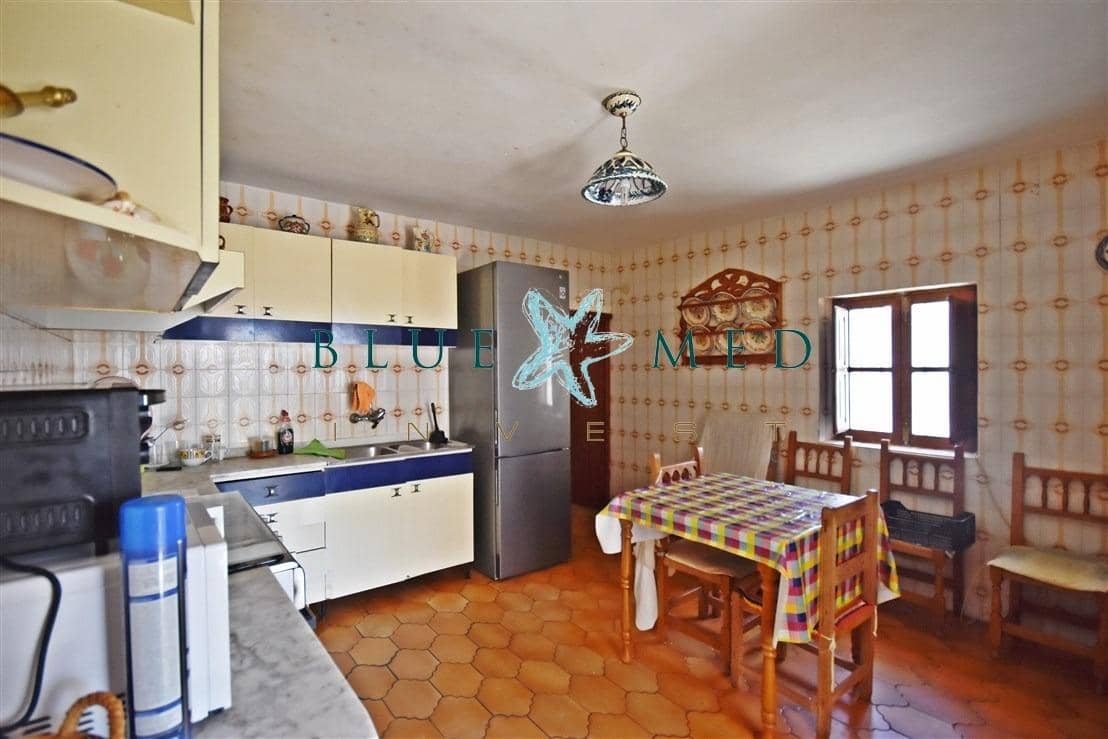 5 soveværelse Finca/Landehus til salg i La Pinilla med garage - € 180.000 (Ref: 9075064)