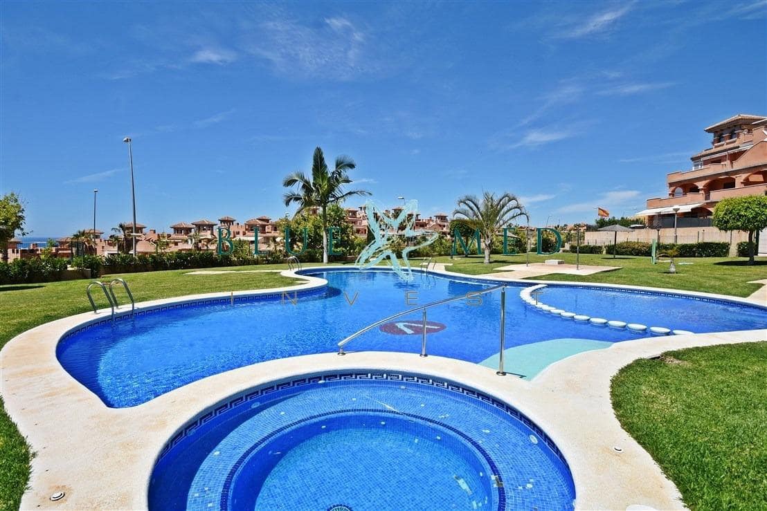 2 camera da letto Attico in vendita in Isla Plana con piscina - 193.000 € (Rif: 9095204)