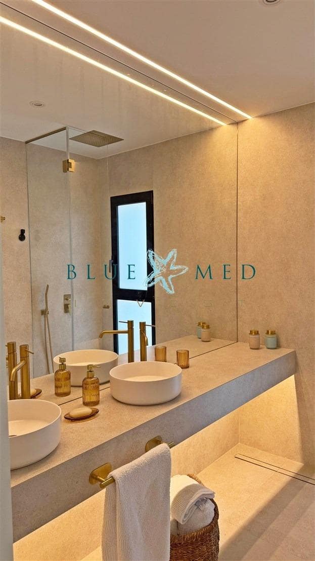 4 sypialnia Willa na sprzedaż w La Manga del Mar Menor z basenem - 1 280 000 € (Ref: 9141577)