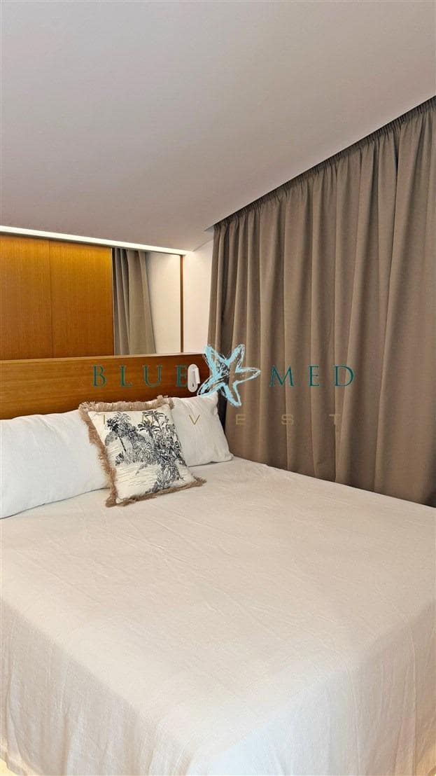 4 sypialnia Willa na sprzedaż w La Manga del Mar Menor z basenem - 1 280 000 € (Ref: 9141577)