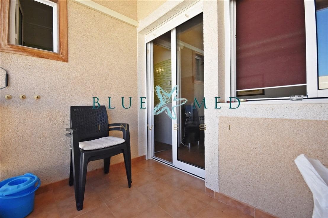 2 soveværelse Lejlighed til salg i Isla Plana - € 119.900 (Ref: 9147058)