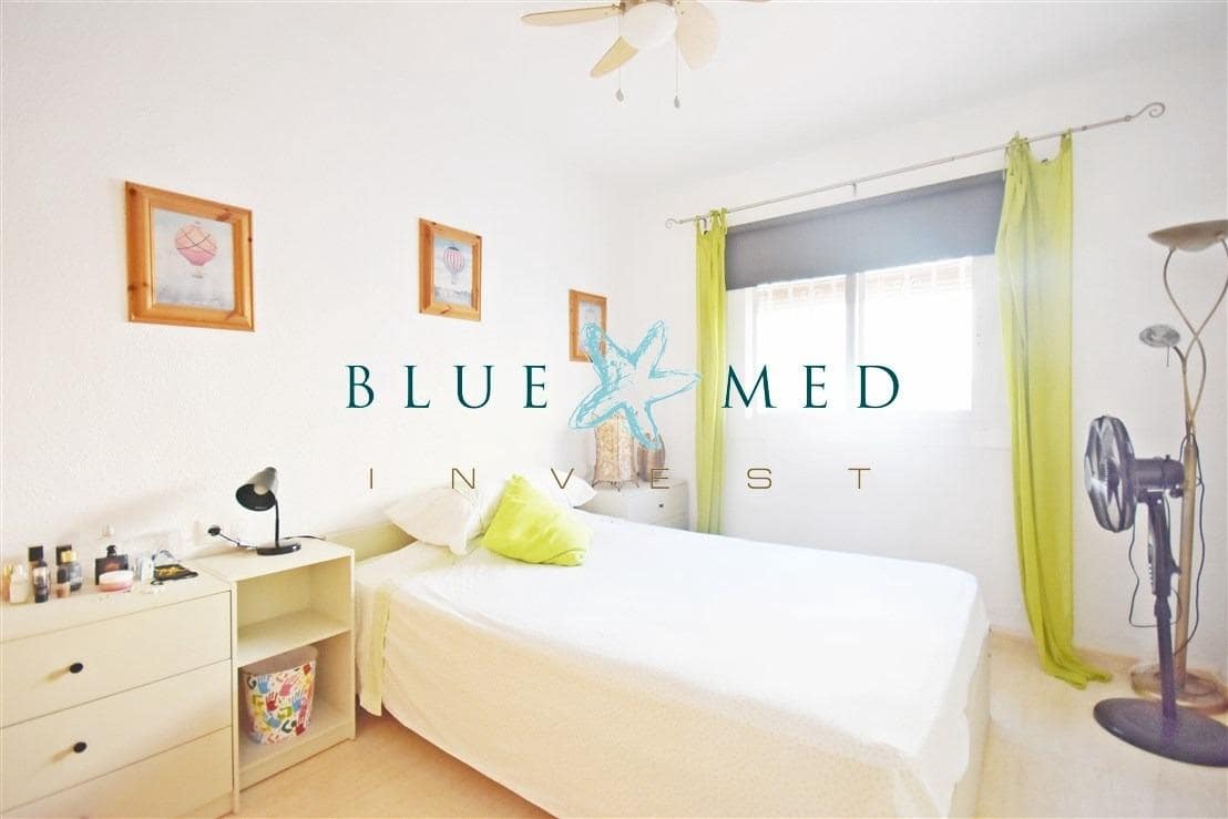 2 soverom Kjedet enebolig til salgs i Puerto de Mazarron med svømmebasseng - € 269 900 (Ref: 9173429)