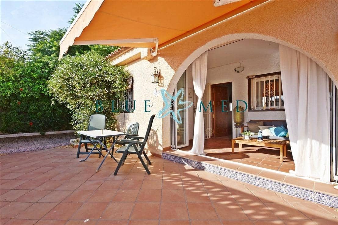 2 soverom Kjedet enebolig til salgs i Puerto de Mazarron med svømmebasseng - € 269 900 (Ref: 9173429)