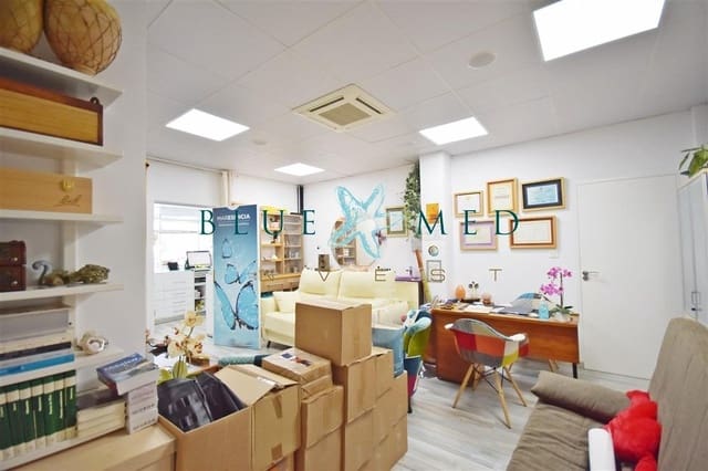 1 slaapkamer Commercieel te koop in Puerto de Mazarron, Mazarrón - € 190.000 (Ref: 9208274)