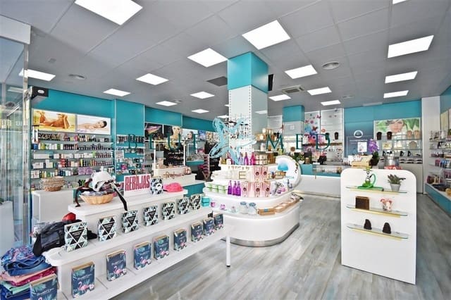 1 slaapkamer Commercieel te koop in Puerto de Mazarron, Mazarrón - € 190.000 (Ref: 9208274)