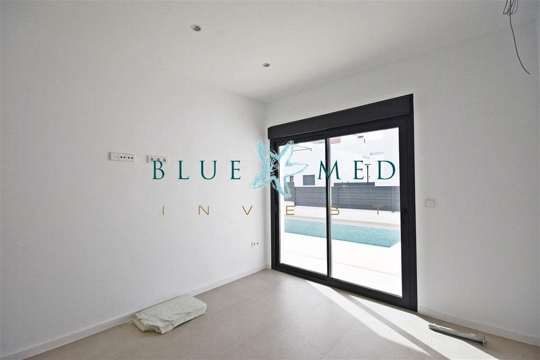 3 bedroom Villa for sale in Alhama de Murcia with pool - € 305,900 (Ref: 9272584)