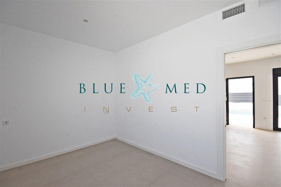 3 bedroom Villa for sale in Alhama de Murcia with pool - € 305,900 (Ref: 9272584)