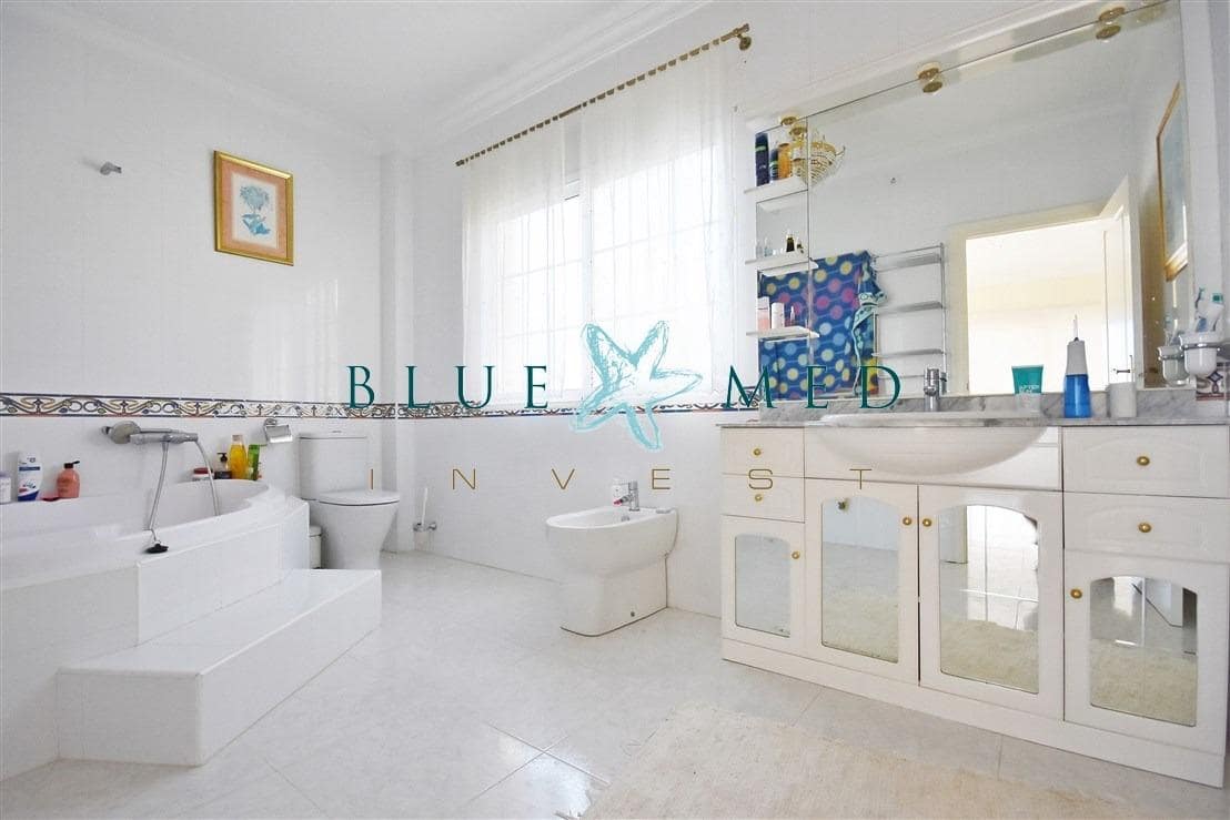 6 slaapkamer Villa te koop in Bolnuevo met zwembad garage - € 2.120.000 (Ref: 9294547)