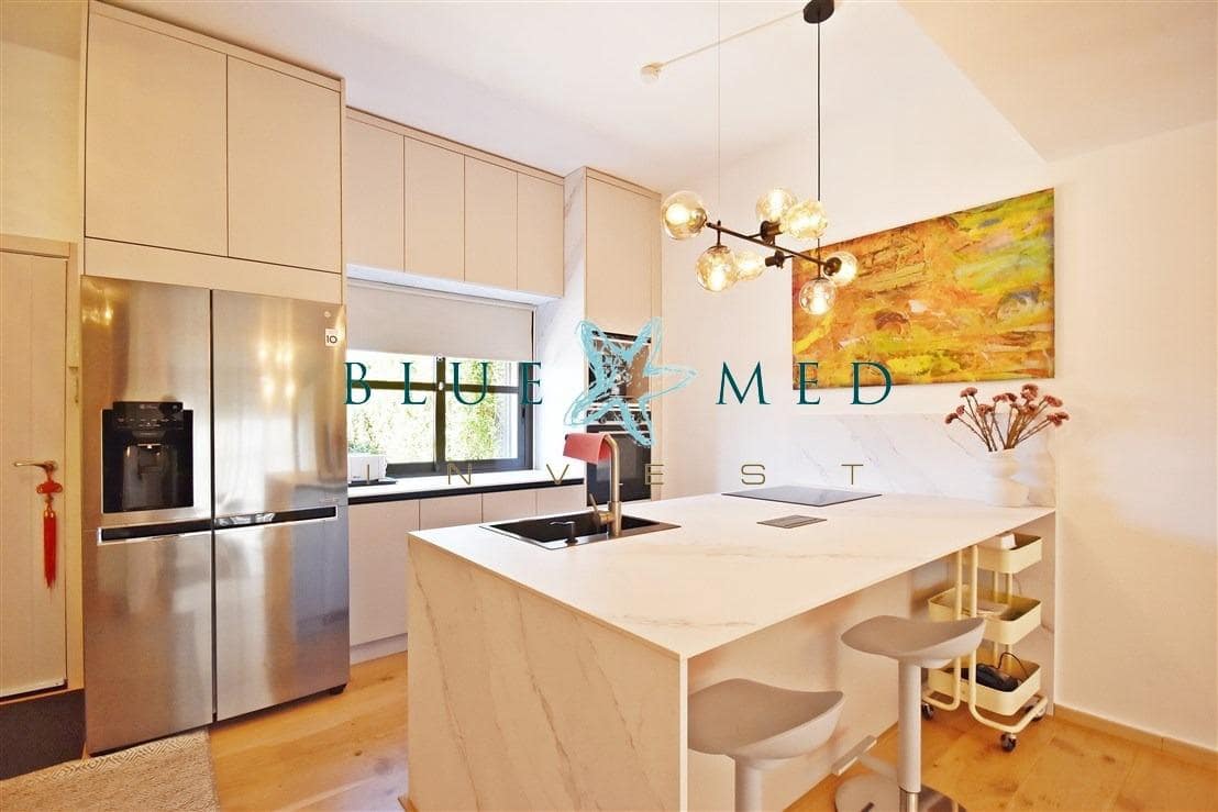 3 slaapkamer Halfvrijstaande villa te koop in Hacienda del Alamo met zwembad - € 235.000 (Ref: 9297771)