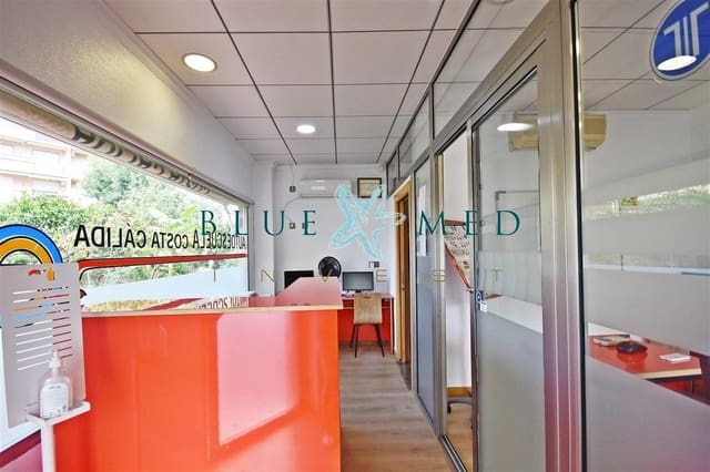 Commercieel te koop in Puerto de Mazarron, Mazarrón - € 85.000 (Ref: 9326463)