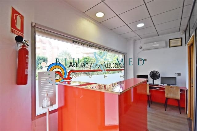 Commercieel te koop in Puerto de Mazarron, Mazarrón - € 85.000 (Ref: 9326463)