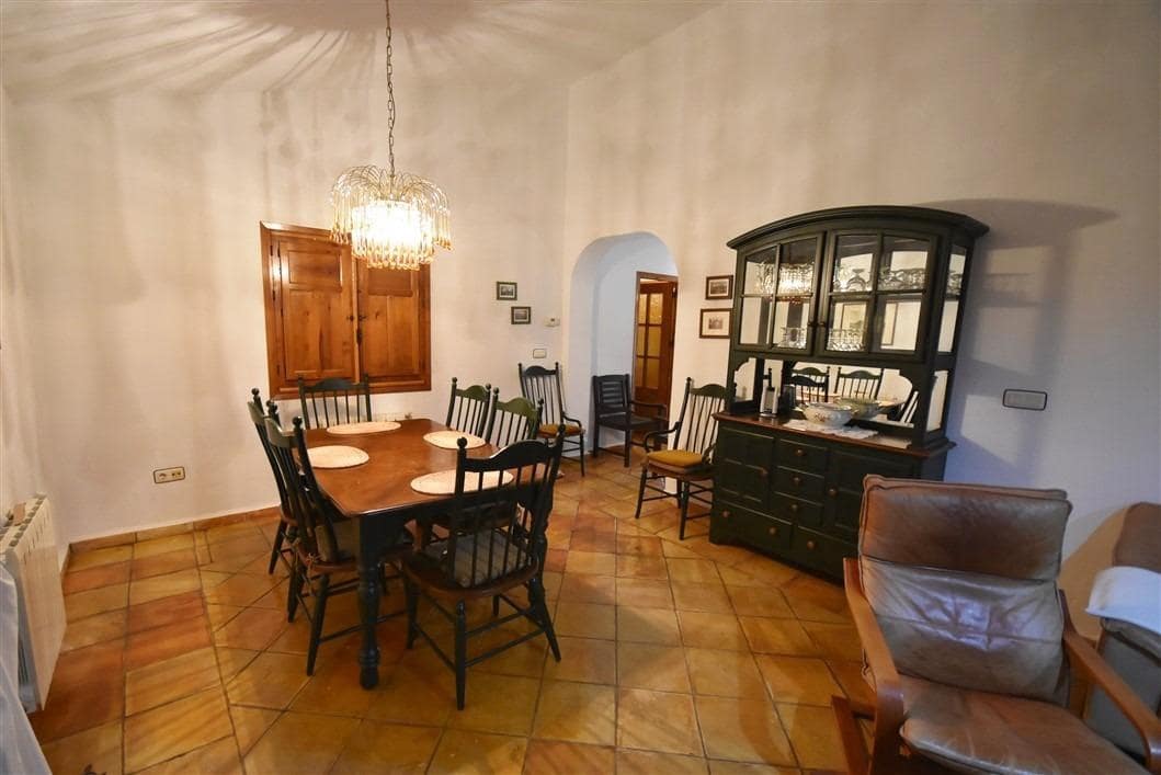 7 Zimmer Villa zu verkaufen in Almendricos mit Pool Garage - 749.900 € (Ref: 9330635)