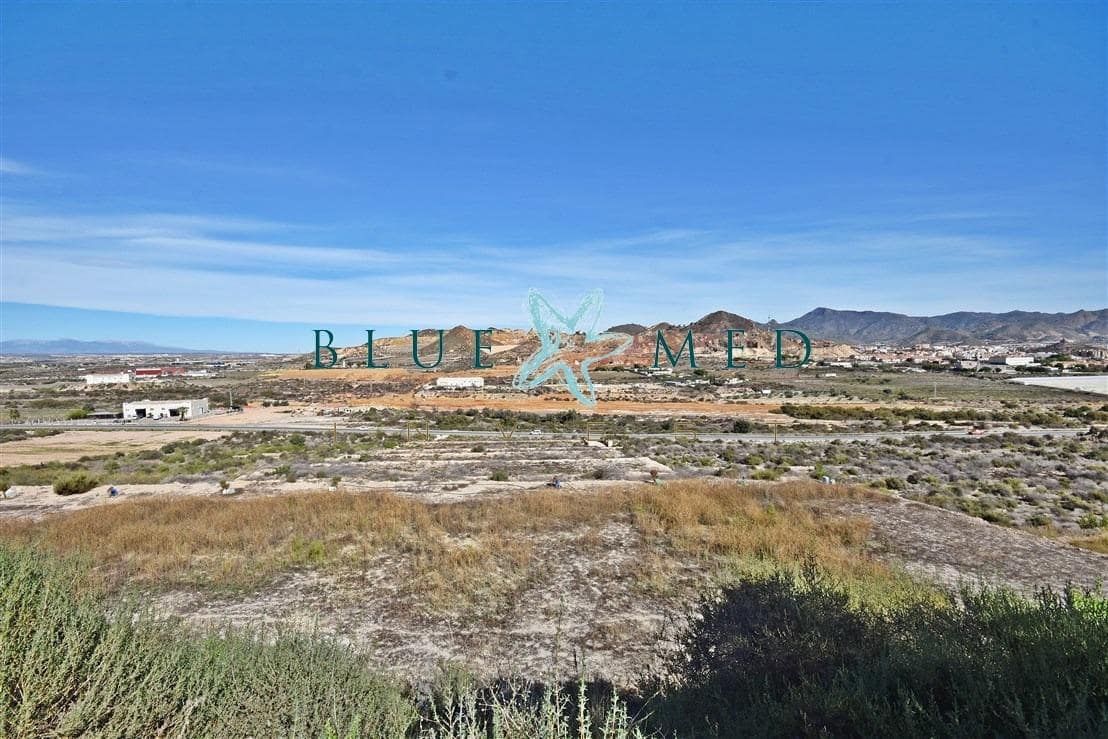 3 soveværelse Finca/Landehus til salg i Mazarron med swimmingpool - € 175.000 (Ref: 9341184)