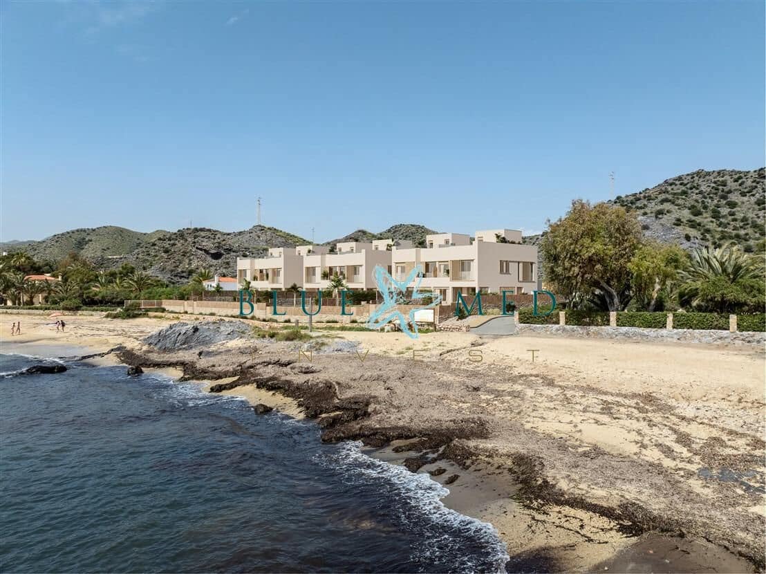 3 bedroom Villa for sale in Cuevas del Almanzora with pool garage - € 1,190,000 (Ref: 9359586)