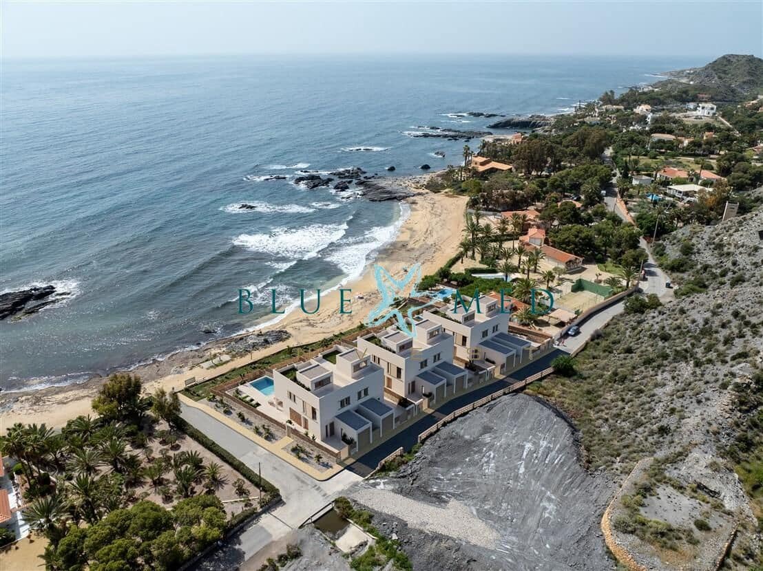 3 bedroom Villa for sale in Cuevas del Almanzora with pool garage - € 1,190,000 (Ref: 9359586)