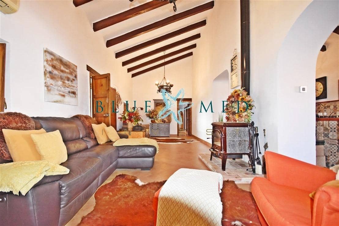 6 sypialnia Finka/Dom wiejski na sprzedaż w Los Canovas z basenem - 495 000 € (Ref: 9382836)