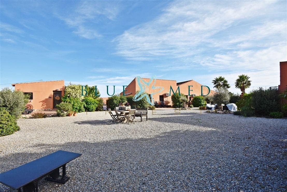 6 sypialnia Finka/Dom wiejski na sprzedaż w Los Canovas z basenem - 495 000 € (Ref: 9382836)