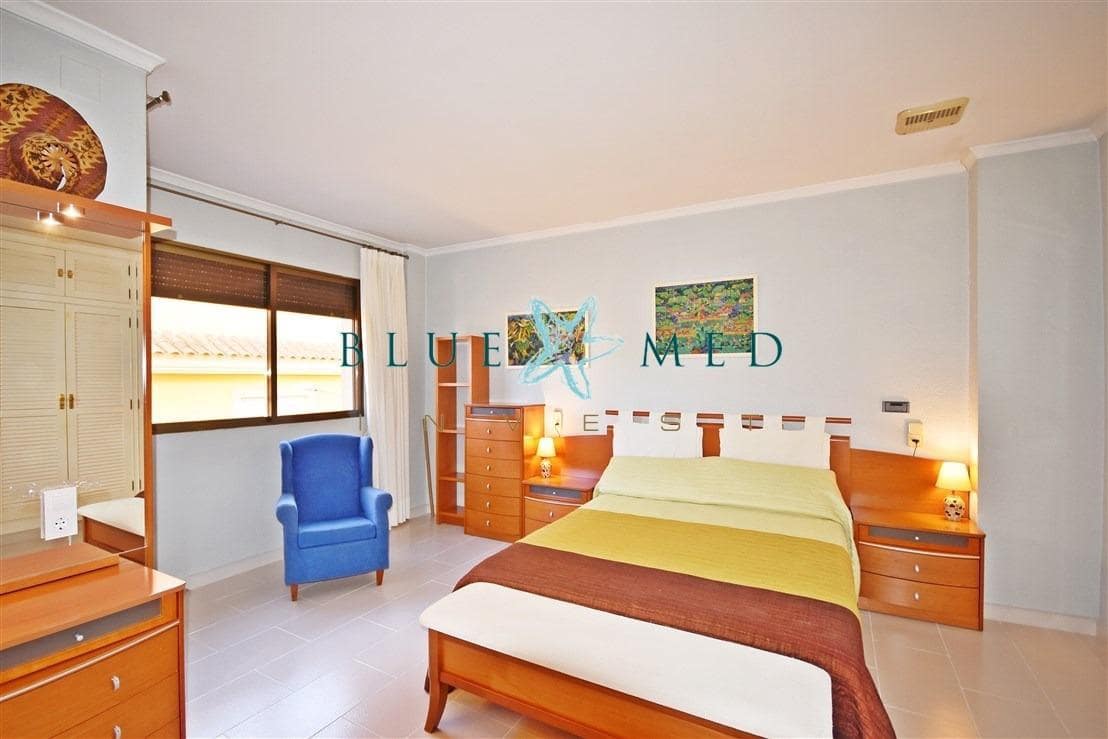 4 slaapkamer Appartement te koop in Puerto de Mazarron met garage - € 189.000 (Ref: 9406834)