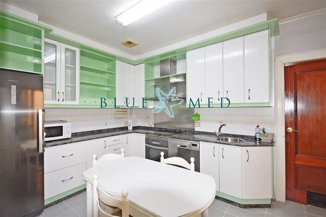 4 chambre Appartement à vendre à Puerto de Mazarron, Mazarrón avec garage - 189 000 € (Ref: 9406834)