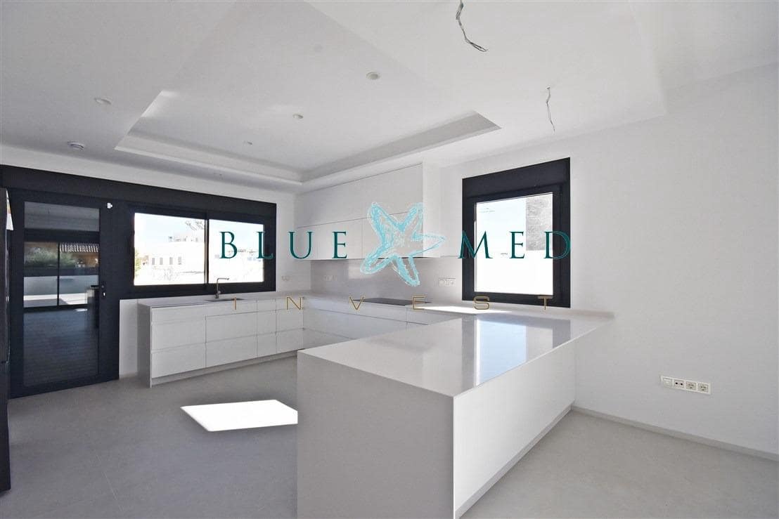 5 soveværelse Villa til salg i Bolnuevo med swimmingpool garage - € 1.340.000 (Ref: 9419750)