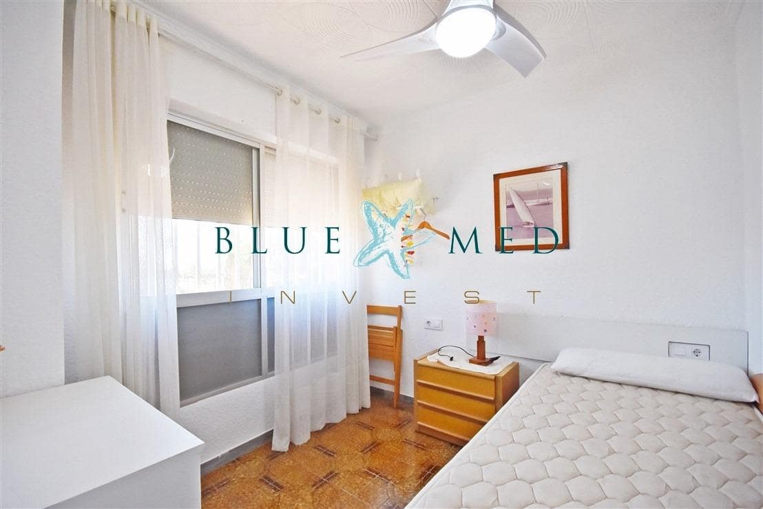 Apartamento de 2 habitaciones en Puerto de Mazarron en venta - 165.000 € (Ref: 9427200)