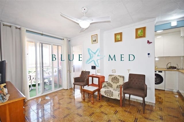 Apartamento de 2 habitaciones en Puerto de Mazarron, Mazarrón en venta - 165.000 € (Ref: 9427200)