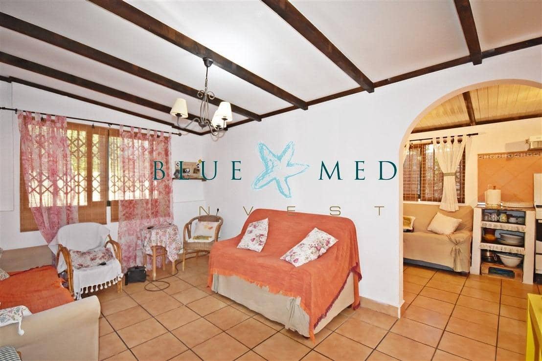 2 soveværelse Finca/Landehus til salg i Pastrana med swimmingpool - € 135.000 (Ref: 9437799)