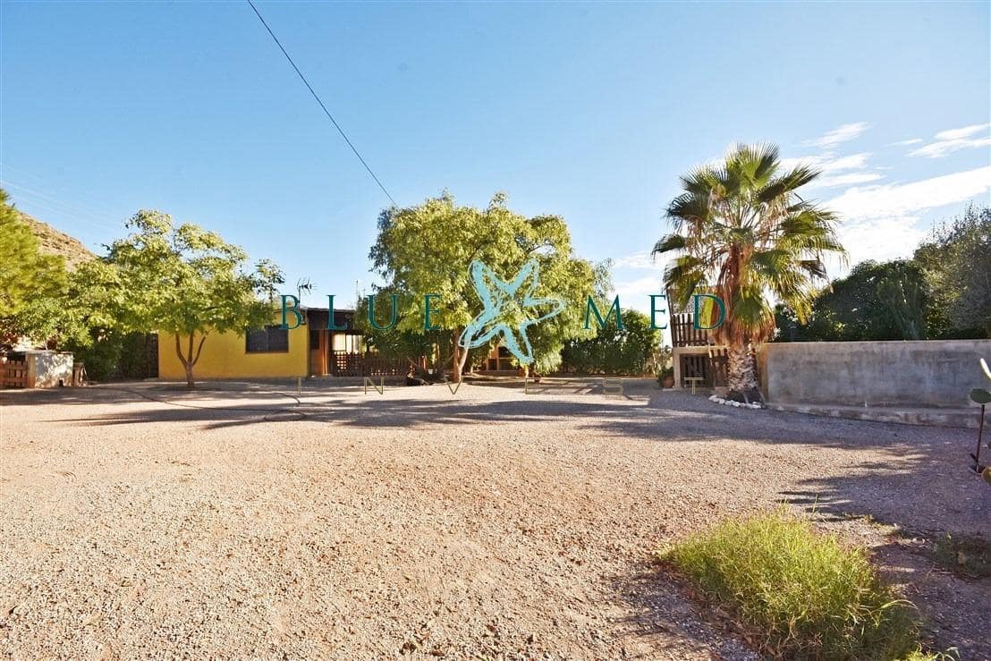 2 soveværelse Finca/Landehus til salg i Pastrana med swimmingpool - € 135.000 (Ref: 9437799)