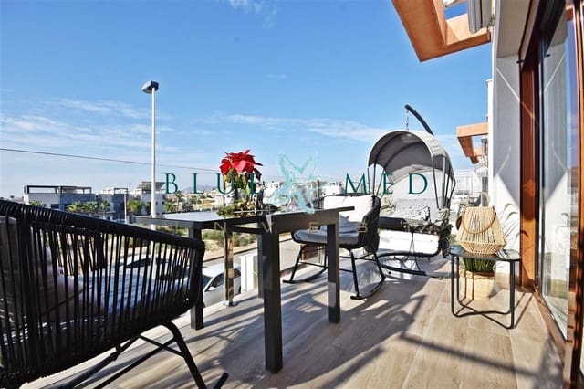 2 makuuhuone Kattohuoneisto myytävänä paikassa Puerto de Mazarron, Mazarrón - 240 000 € (Ref: 9452125)