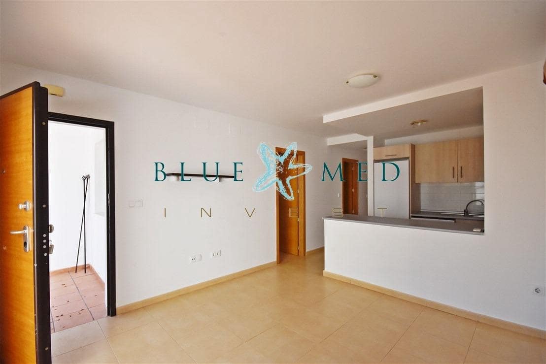 3 slaapkamer Flat te koop in Condado de Alhama met zwembad - € 109.995 (Ref: 9452126)