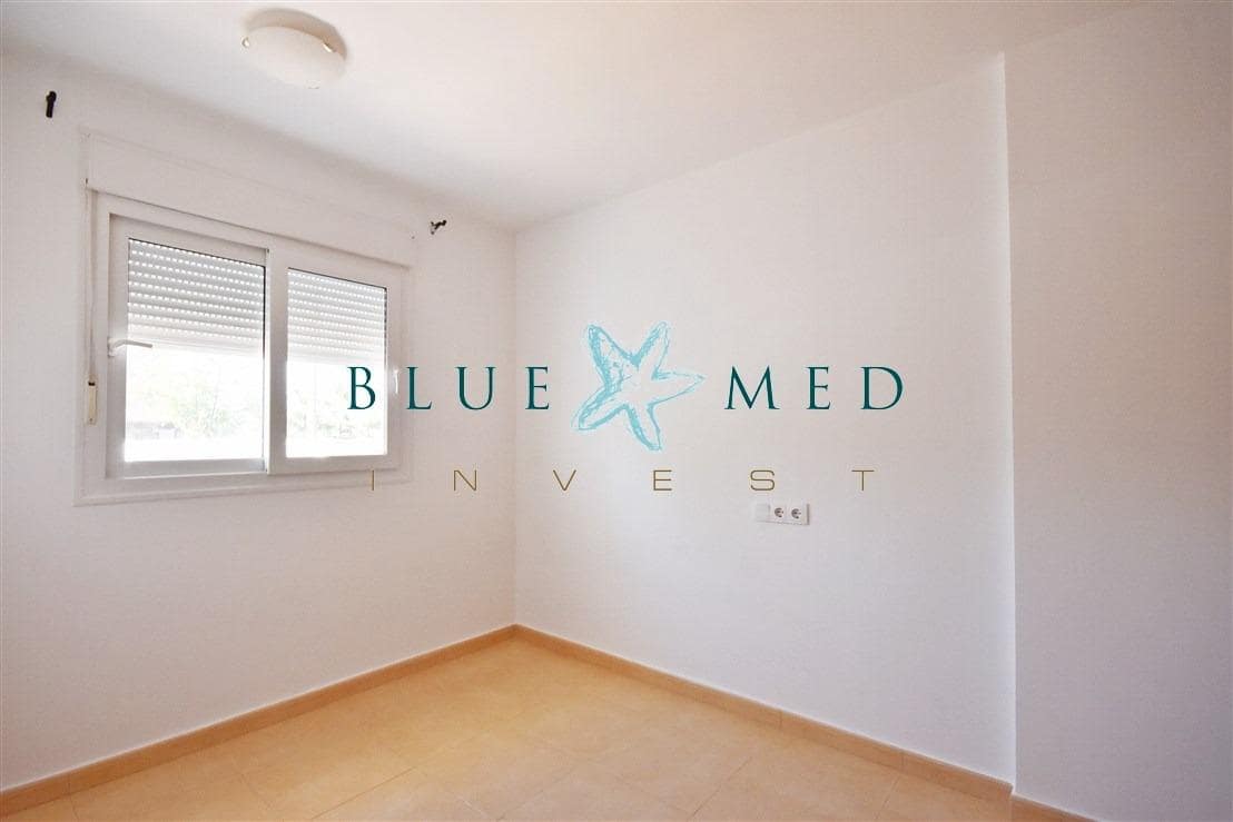 3 slaapkamer Flat te koop in Condado de Alhama met zwembad - € 109.995 (Ref: 9452126)