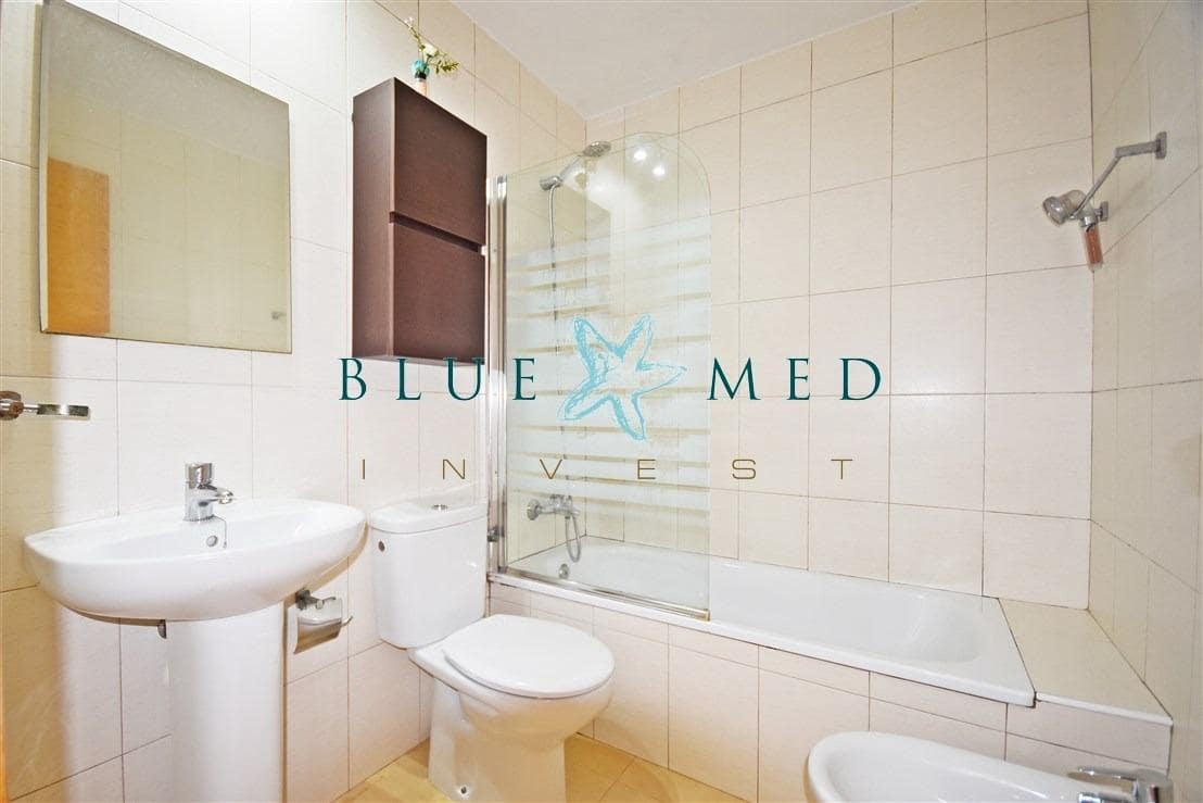 3 slaapkamer Flat te koop in Condado de Alhama met zwembad - € 109.995 (Ref: 9452126)