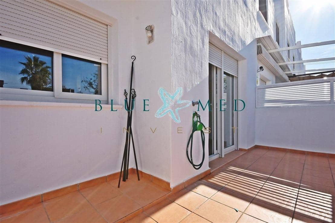 3 slaapkamer Flat te koop in Condado de Alhama met zwembad - € 109.995 (Ref: 9452126)