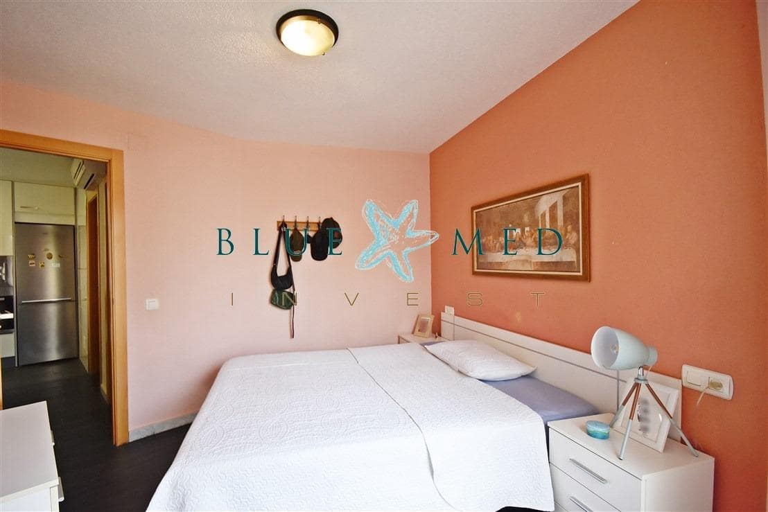 2 soverom Leilighet til salgs i Puerto de Mazarron med svømmebasseng - € 185 000 (Ref: 9456251)