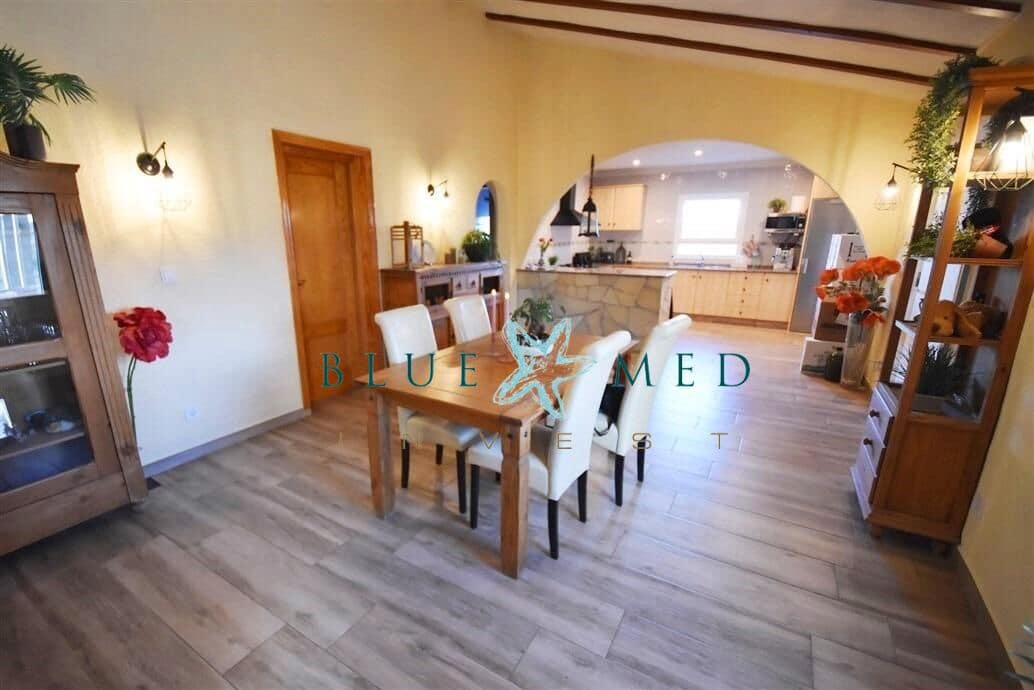 4 soverom Finca/Herregård til salgs i Puerto Lumbreras med garasje - € 389 000 (Ref: 9474193)