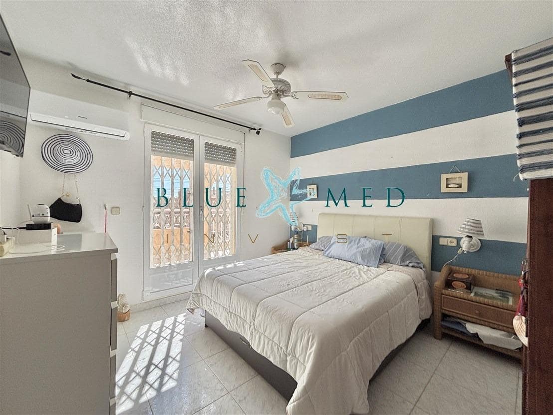 Apartamento de 4 habitaciones en Puerto de Mazarron en venta con piscina - 290.000 € (Ref: 9508877)