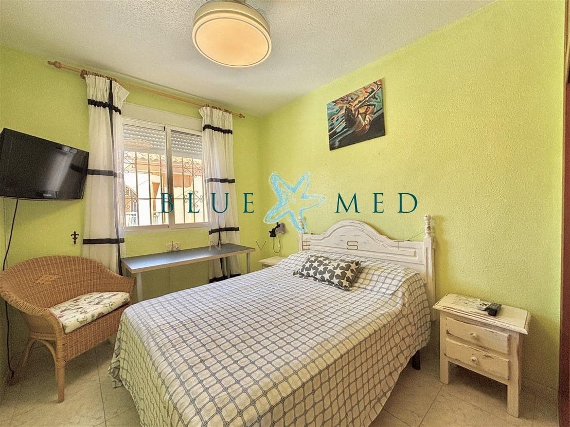 Apartamento de 4 habitaciones en Puerto de Mazarron en venta con piscina - 290.000 € (Ref: 9508877)