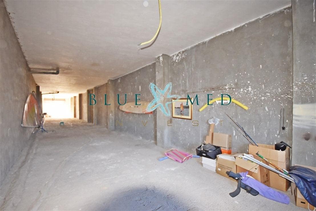 Comercial para venda em Puerto de Mazarron - 188 000 € (Ref: 9535927)