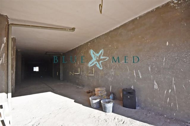 Comercial para venda em Puerto de Mazarron, Mazarrón - 188 000 € (Ref: 9535927)